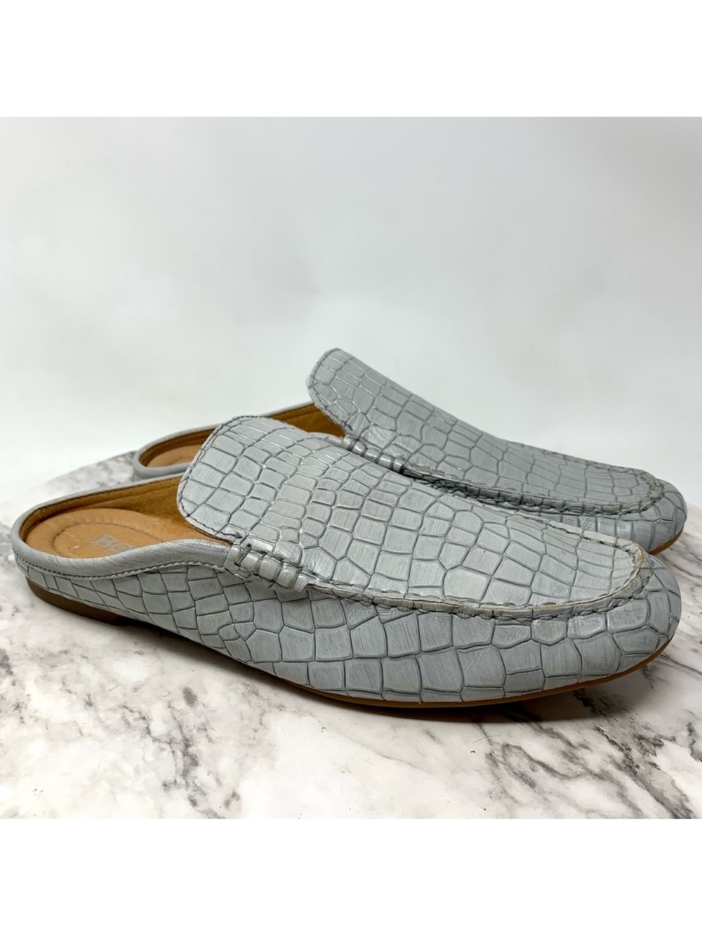 Born Capricorn Embossed Gray Leather Comfort Mules 8 Euro Chic Classic Old Money
